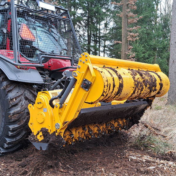 Mulczer leśny, frez leśny, kruszarka MJS-244 STG/DTG